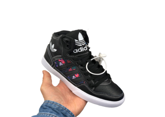 ADIDAS MID BLACK WHITE LOGO