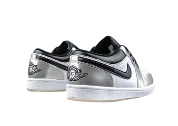 ⁦נעלי נייק-NIKE AIR JORDAN 1 LOW -SILVER-BLACK-WHITE⁩ – תמונה ⁦4⁩