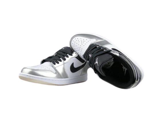 ⁦נעלי נייק-NIKE AIR JORDAN 1 LOW -SILVER-BLACK-WHITE⁩ – תמונה ⁦5⁩