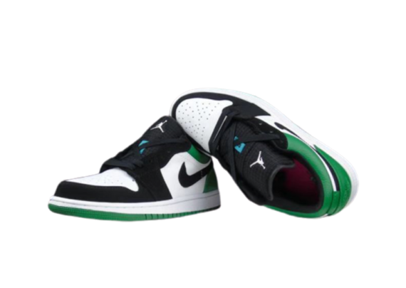 ⁦נעלי נייק-NIKE AIR JORDAN 1 LOW -WHITE-GREEN-BLACK LOGO⁩ – תמונה ⁦3⁩