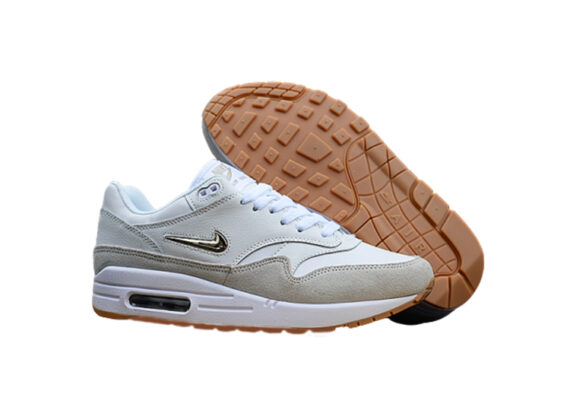 ⁦נעלי נייק-NIKE AIR MAX 2020-CREAM-GOLD LOGO⁩ – תמונה ⁦6⁩