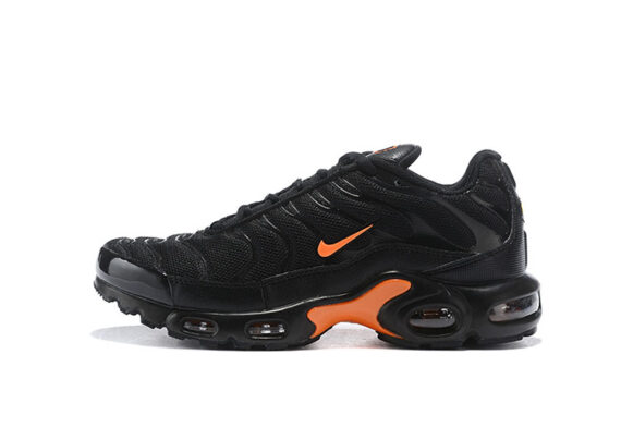 נעלי נייק-NIKE AIR MAX PLUS TN-BLACK-ORANGE LOGO