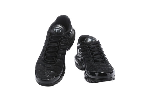 ⁦נעלי נייק-NIKE AIR MAX PLUS TN-DARK BLACK⁩ – תמונה ⁦2⁩