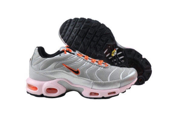 ⁦נעלי נייק-NIKE AIR MAX PLUS TN-LIGHT GRAY⁩ – תמונה ⁦4⁩