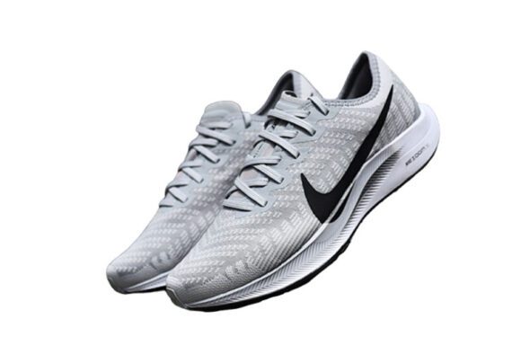 ⁦נעלי נייק-NIKE AIR ZOOM PEGASUS 36 - Light Gray & Black Logo⁩ – תמונה ⁦2⁩