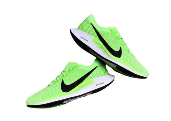 ⁦נעלי נייק-NIKE AIR ZOOM PEGASUS 36 - Light Green & Black Logo⁩ – תמונה ⁦5⁩