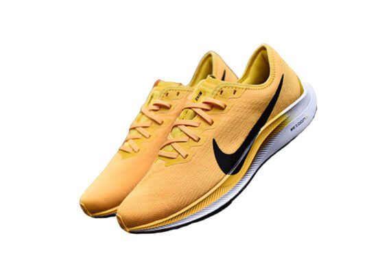 ⁦נעלי נייק-NIKE AIR ZOOM PEGASUS 36 - Yellow & Black Logo⁩ – תמונה ⁦7⁩