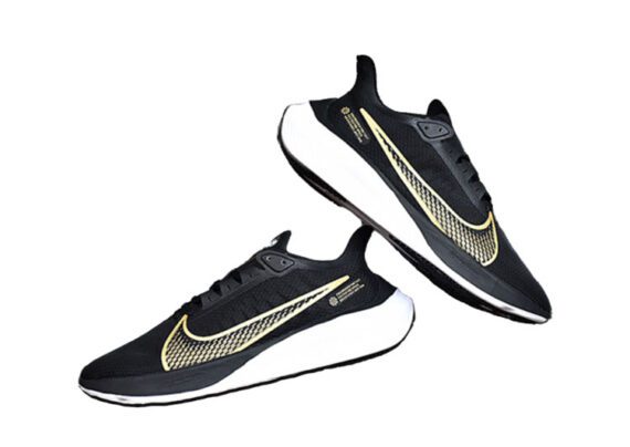 ⁦נעלי נייק-Nike Air Zoom Pegasus 37X-Black-Golden Sand⁩ – תמונה ⁦3⁩