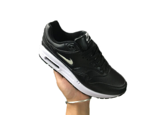 נעלי נייק-NIKE AIR MAX 2020-WHITE- BLACK COMBO