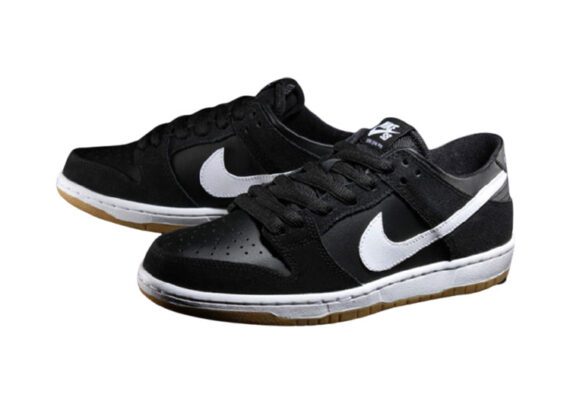 נעליי נייק-NIKE SB DUNK LOW PRO QS - Black & White Logo