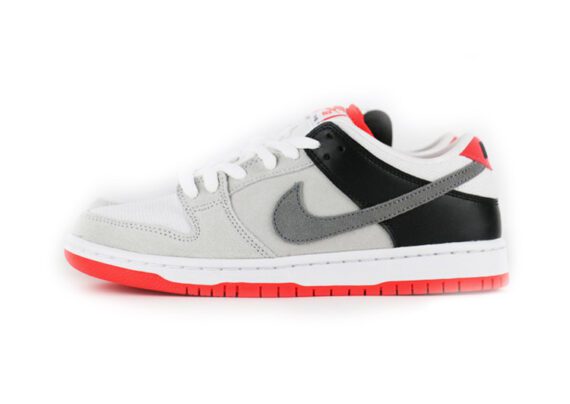 נעליי נייק-NIKE SB DUNK LOW PRO QS - Grey Nurse & Black