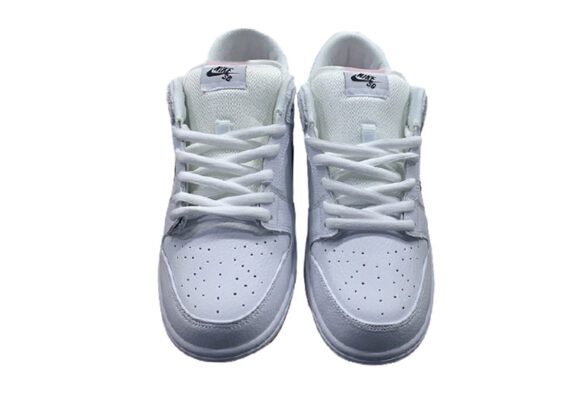 נעליי נייק-NIKE SB DUNK LOW PRO QS - White