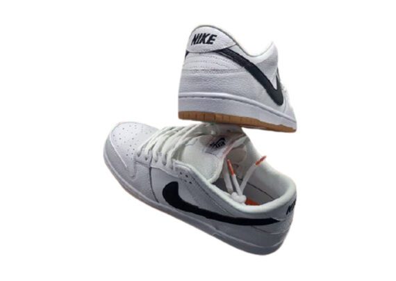 ⁦נעליי נייק-NIKE SB DUNK LOW PRO QS - White⁩ – תמונה ⁦2⁩