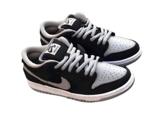 ⁦נעליי נייק-NIKE SB DUNK LOW PRO QS - Woodsmoke & Grey Chateau⁩ – תמונה ⁦3⁩