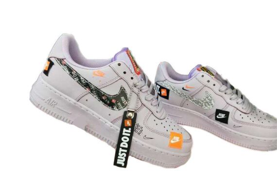 ⁦נעלי נייק -Nike Air Force 1 Low Silver⁩ – תמונה ⁦4⁩