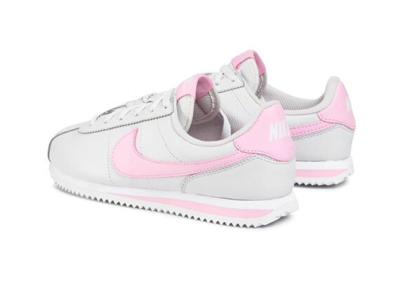 ⁦נעלי נייק-Nike Classic Cortez - White Smoke & Pig Pink⁩ – תמונה ⁦3⁩