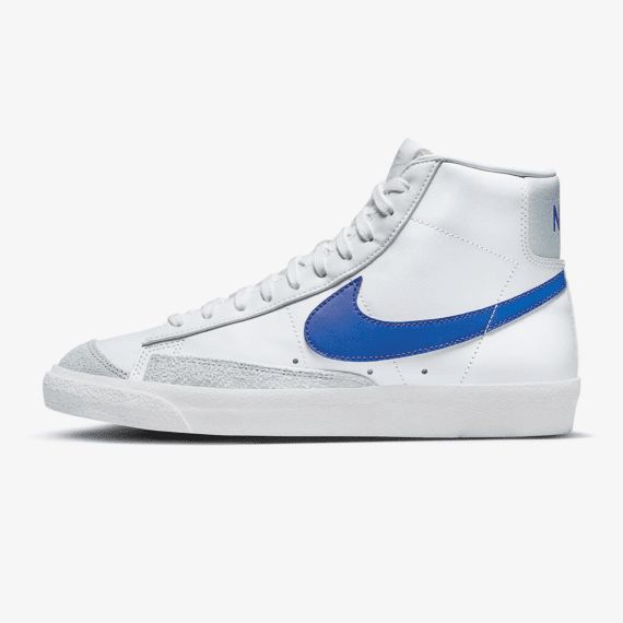 ⁦נייק בלייזר גבוהות- NIKE BLAZER MID '77 WHITE BLUE⁩ – תמונה ⁦2⁩