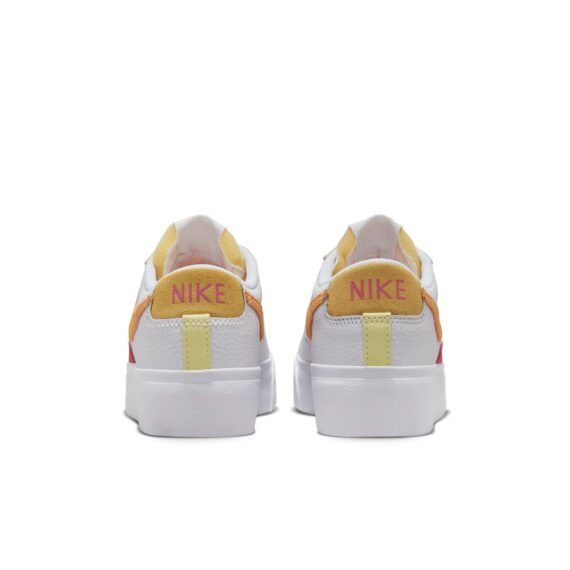 ⁦נייק בלייזר-NIKE BLAZER LOW '77 VINTAGE WHITE ORANGE⁩ – תמונה ⁦2⁩