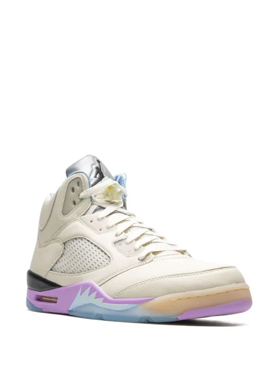 ⁦Air Jordan 5 Retro "We The Best - Sail" sneakers⁩ – תמונה ⁦2⁩