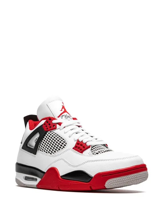 ⁦NIKE Air Jordan 4 Retro "Fire Red 2020" sneakers⁩ – תמונה ⁦2⁩