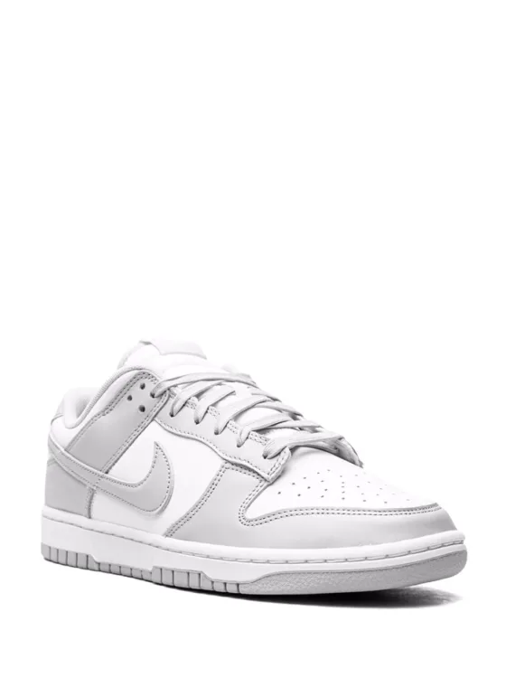 ⁦Nike Dunk Low "Grey Fog" sneakers⁩ – תמונה ⁦2⁩