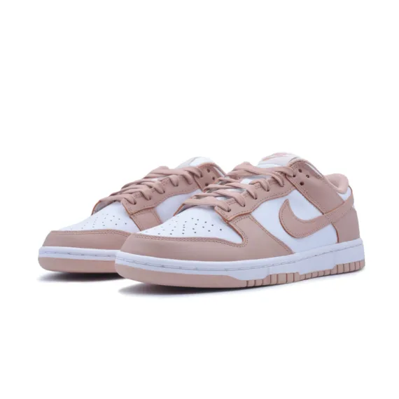 ⁦NIKE Dunk Low Rose Whisper (DD1503-118) מידה 9 Womens⁩ – תמונה ⁦2⁩