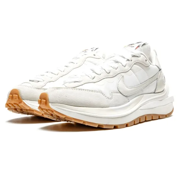 ⁦Nike Vaporwaffle Sacai Sail Gum⁩ – תמונה ⁦2⁩