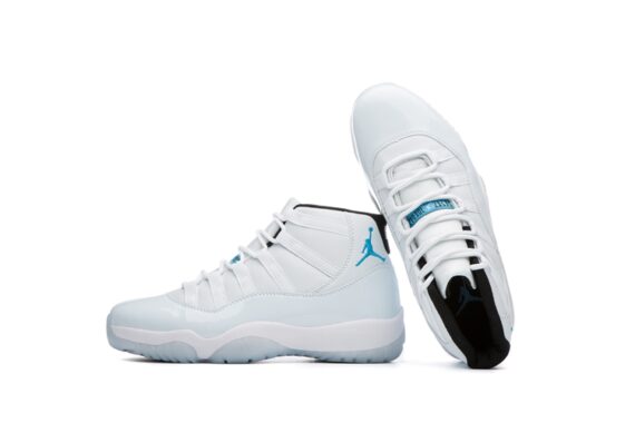 ⁦NIKE Air Jordan 11 GS Retro Columbia Legend Blue⁩ – תמונה ⁦3⁩