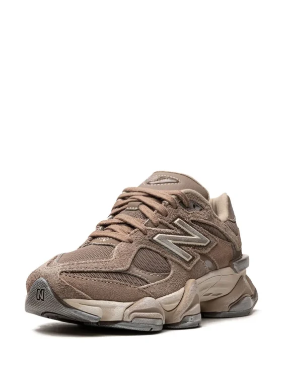 ⁦ניו באלאנס- New Balance 9060 "Mushroom Brown" Sneakers⁩ – תמונה ⁦4⁩