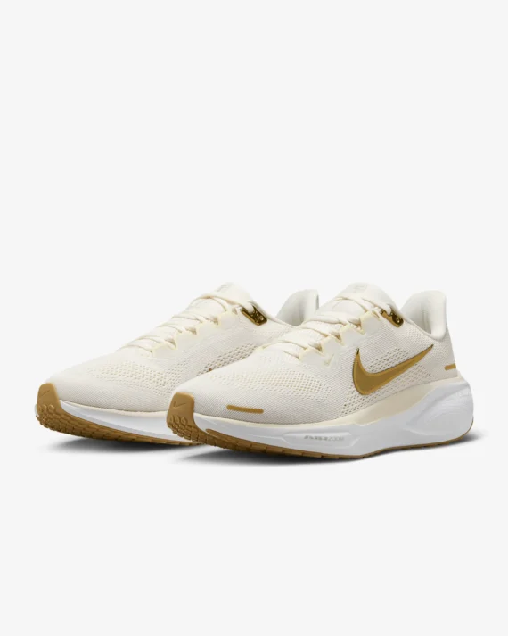 ⁦נעלי נייק פגסוס - Nike Pegasus 41 Cream and White⁩ – תמונה ⁦5⁩