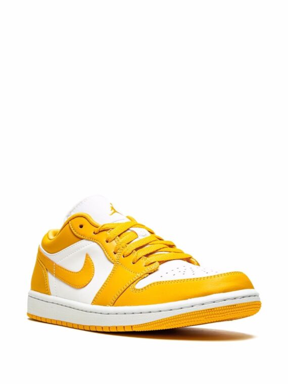 ⁦נייק ג'ורדן -NIKE AIR JORDAN 1 LOW - Pollen⁩ – תמונה ⁦2⁩