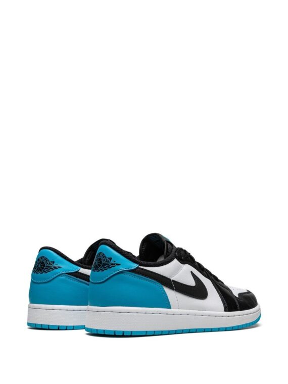 ⁦נייק ג'ורדן -NIKE AIR JORDAN 1 LOW - White/black/blue⁩ – תמונה ⁦3⁩