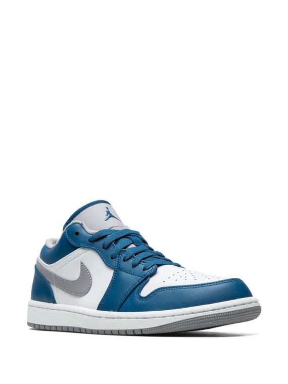 ⁦נייק ג'ורדן -NIKE AIR JORDAN 1 LOW - True Blue⁩ – תמונה ⁦2⁩