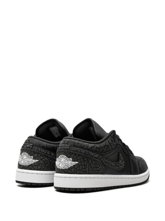 ⁦נייק ג'ורדן -NIKE AIR JORDAN 1 LOW - Black Elephant⁩ – תמונה ⁦3⁩