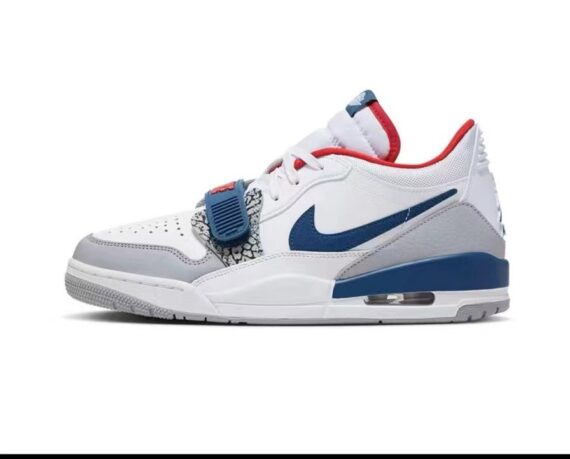 נייק ג'ורדן -NIKE AIR JORDAN LEGACY 312 White Blue